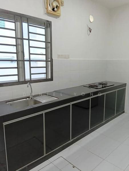 2-storey Terraced House for Sale in Nusa Sentral (Iskandar Puteri (Nusajaya)) - Daniel Yong - Kitchen - PropertyGuru.com.my