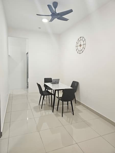 Apartment for Rent at D7 (D'Seven Lagoon Perdana) - Leonard Liang - Dining Room - PropertyGuru.com.my