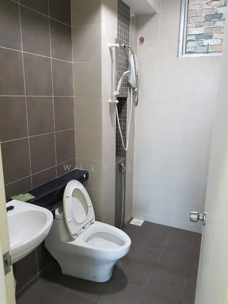 Pangsapuri untuk Dijual di D'Rich Executive Suites - Will Lee - Bathroom - PropertyGuru.com.my