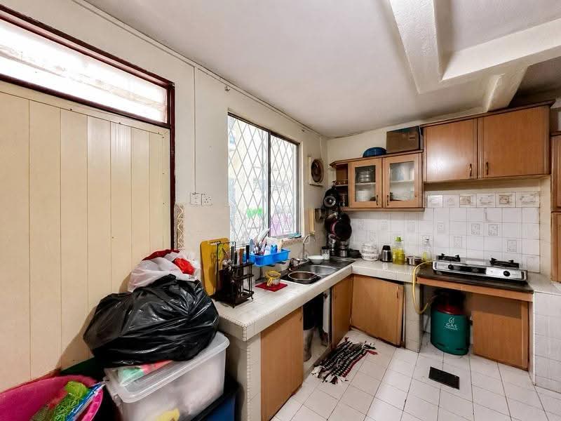 Rumah Teres 2-Tingkat untuk Dijual di Batu Caves (Selangor) - Tasya Ruslan - PropertyGuru.com.my