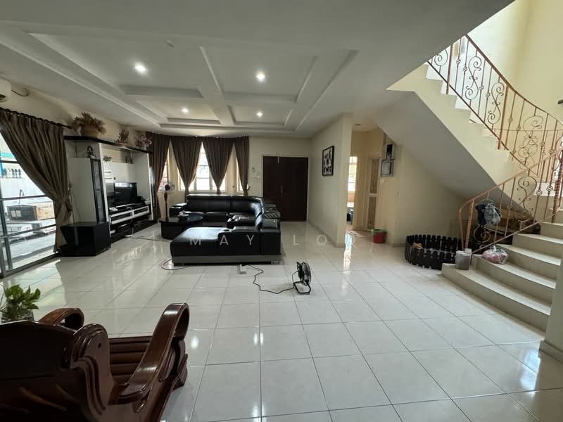 Bungalow House untuk Dijual di Ipoh (Perak) - May Loo - Living Room - PropertyGuru.com.my