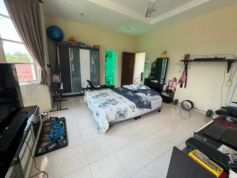 Bungalow House untuk Dijual di Ipoh (Perak) - May Loo - Bedroom - PropertyGuru.com.my