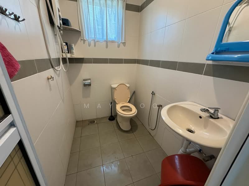 Bungalow House untuk Dijual di Ipoh (Perak) - May Loo - Bathroom - PropertyGuru.com.my