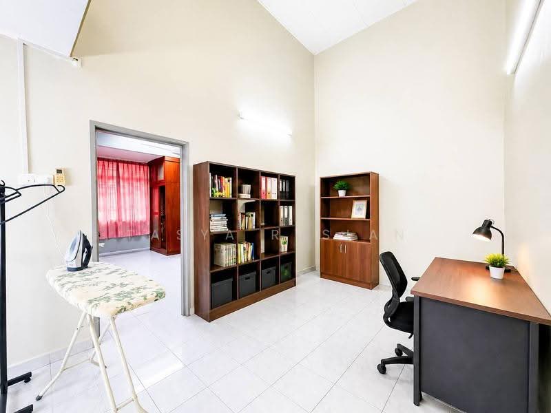 2-storey Terraced House for Sale in Desa Latania (Shah Alam) - Tasya Ruslan - PropertyGuru.com.my