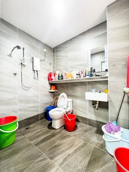 2-storey Terraced House for Sale in Desa Latania (Shah Alam) - Tasya Ruslan - PropertyGuru.com.my