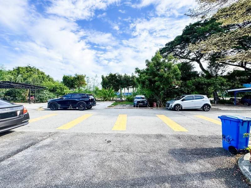 2-storey Terraced House for Sale in Desa Latania (Shah Alam) - Tasya Ruslan - PropertyGuru.com.my
