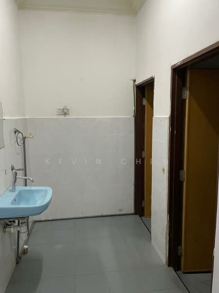 Rumah Teres 1-Tingkat untuk Disewa di Kampung Datuk Keramat (Keramat) - Kevin Chen - Bathroom - PropertyGuru.com.my