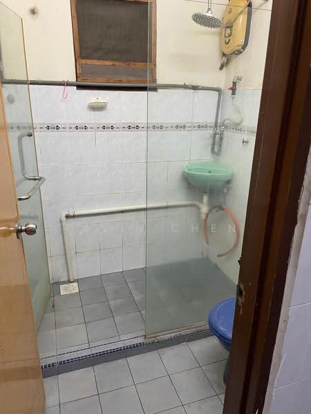 Rumah Teres 1-Tingkat untuk Disewa di Kampung Datuk Keramat (Keramat) - Kevin Chen - Bathroom - PropertyGuru.com.my