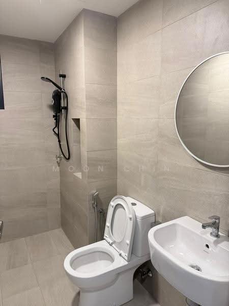 Kondominium untuk Disewa di D'Terra Residences - Moon Chin - Bathroom - PropertyGuru.com.my