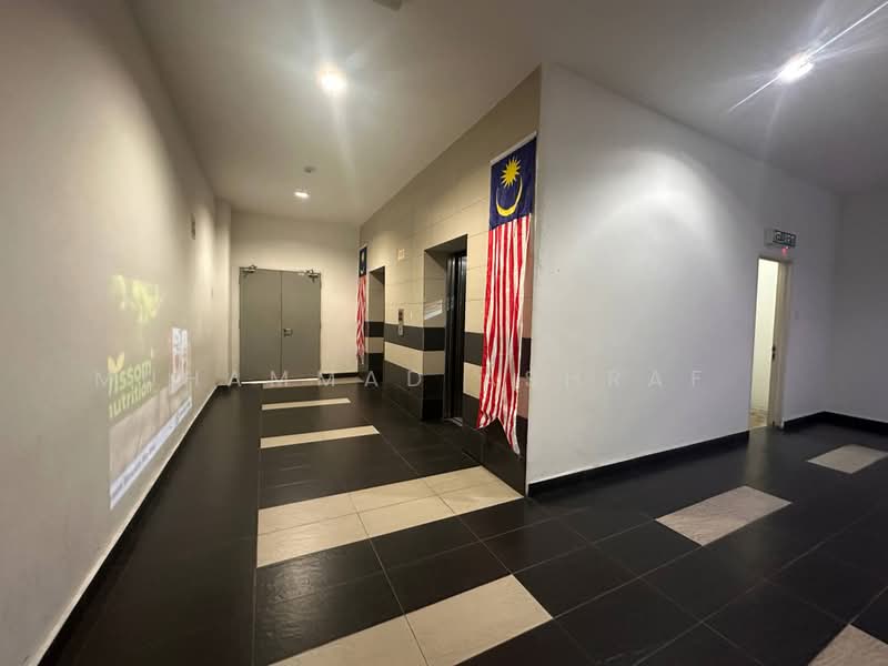 Office for Sale in Bandar Baru Bangi (Selangor) - Muhammad Ashraf . - Corridor - PropertyGuru.com.my