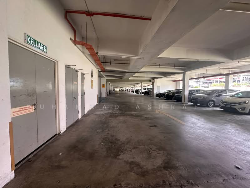 Office for Sale in Bandar Baru Bangi (Selangor) - Muhammad Ashraf . - Corridor - PropertyGuru.com.my