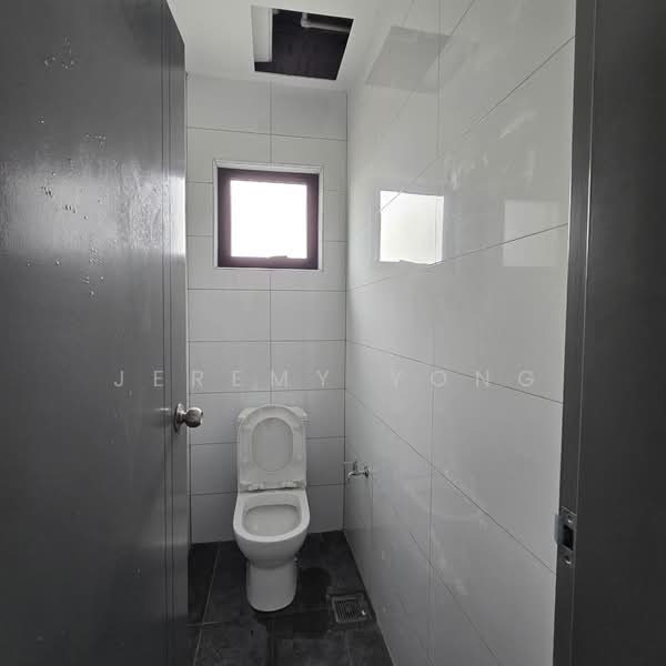 Pejabat untuk Disewa di Taman Midah (Cheras) - Jeremy Yong - Bathroom - PropertyGuru.com.my