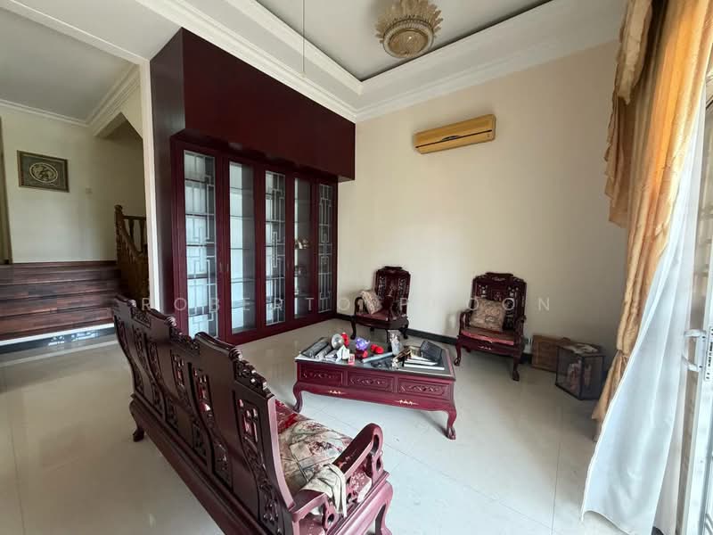 Rumah Berkembar untuk Dijual di Taman Puncak Perdana (Cheras) - Roberto Phoon - Living Room - PropertyGuru.com.my