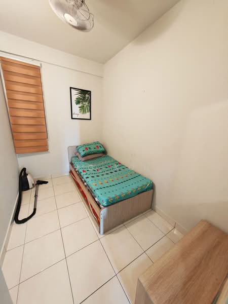 Pangsapuri untuk Disewa di Residensi Rumpun Bahagia (Residensi Melaka Tengah 1) - HG KOH - Bedroom - PropertyGuru.com.my