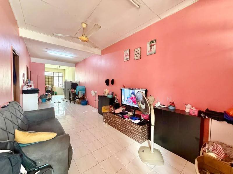 1-storey Terraced House for Sale in Bandar saujana putra (Jenjarom) - Tasya Ruslan - PropertyGuru.com.my