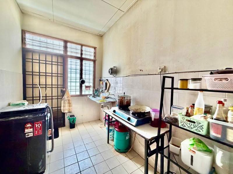 1-storey Terraced House for Sale in Bandar saujana putra (Jenjarom) - Tasya Ruslan - PropertyGuru.com.my