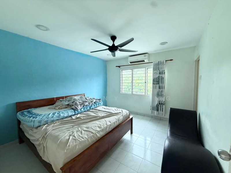 2-storey Terraced House for Sale in Taman Bukit Rawang Jaya (Rawang) - Tiffany Yang - Bedroom - PropertyGuru.com.my