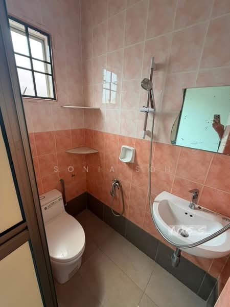 Rumah Teres 2-Tingkat untuk Disewa di Bandar Botanic (Klang) - Sonia Soh - Bathroom - PropertyGuru.com.my