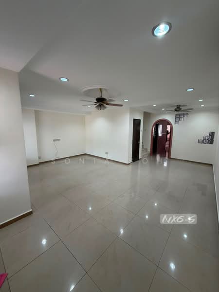 Rumah Teres 2-Tingkat untuk Disewa di Bandar Botanic (Klang) - Sonia Soh - Living Room - PropertyGuru.com.my