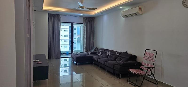 Kediaman Servis untuk Dijual di Fortune Perdana - CW Kong - Living Room - PropertyGuru.com.my
