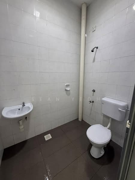 1-storey Terraced House for Sale in Taman JP Perdana (Johor Bahru) - Sean Yeoh - Bathroom - PropertyGuru.com.my