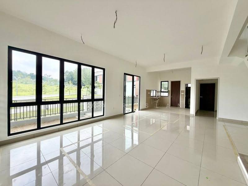 Rumah Teres 2-Tingkat untuk Dijual di Elmina (Shah Alam) - Tasya Ruslan - PropertyGuru.com.my