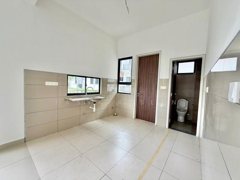 Rumah Teres 2-Tingkat untuk Dijual di Elmina (Shah Alam) - Tasya Ruslan - PropertyGuru.com.my