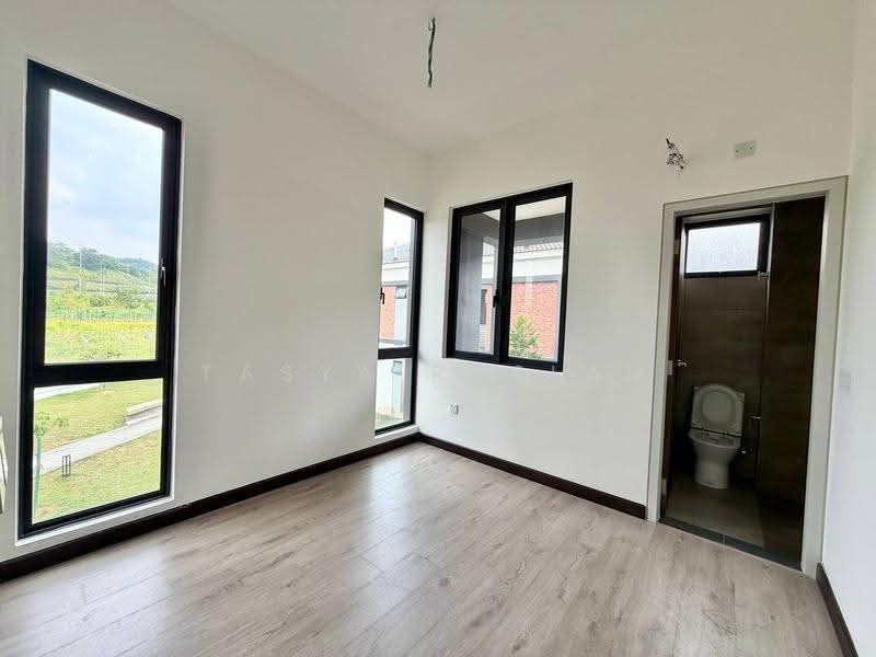 Rumah Teres 2-Tingkat untuk Dijual di Elmina (Shah Alam) - Tasya Ruslan - PropertyGuru.com.my