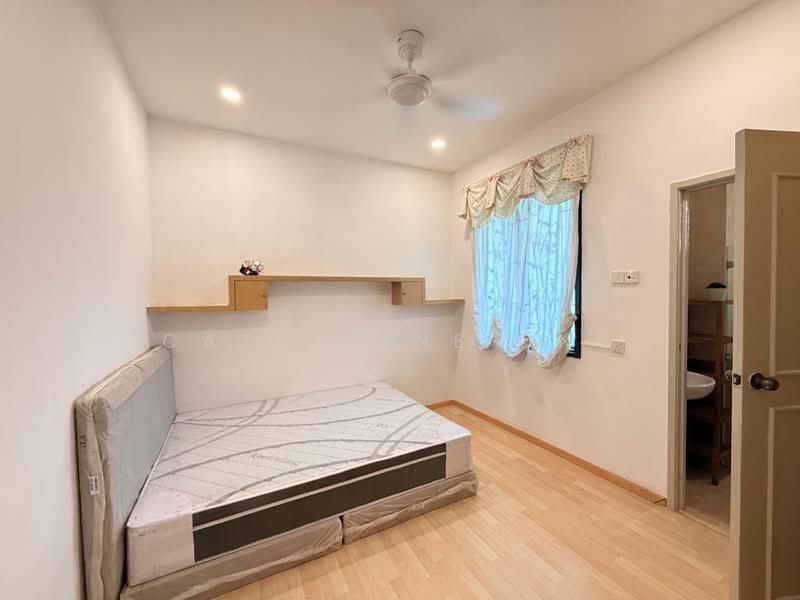 Rumah Berkembar untuk Disewa di Taman Mount Austin (Tebrau) - Catherine Ong - Bedroom - PropertyGuru.com.my