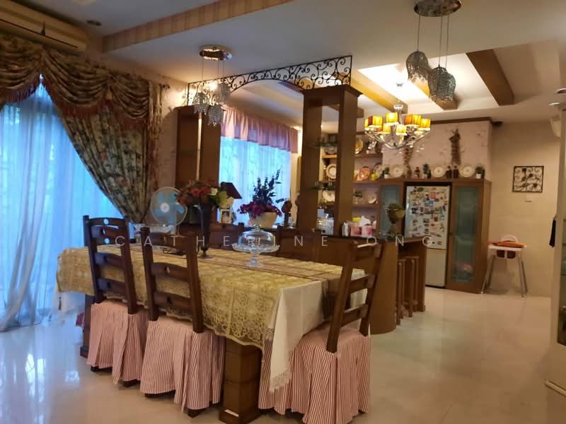 Rumah Berkembar untuk Disewa di Taman Mount Austin (Tebrau) - Catherine Ong - Dining Room - PropertyGuru.com.my