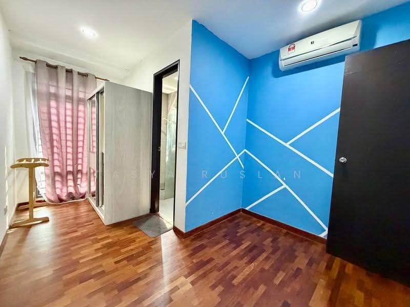 2.5-storey Terraced House for Sale in TTDI Grove (Kajang) - Tasya Ruslan - PropertyGuru.com.my