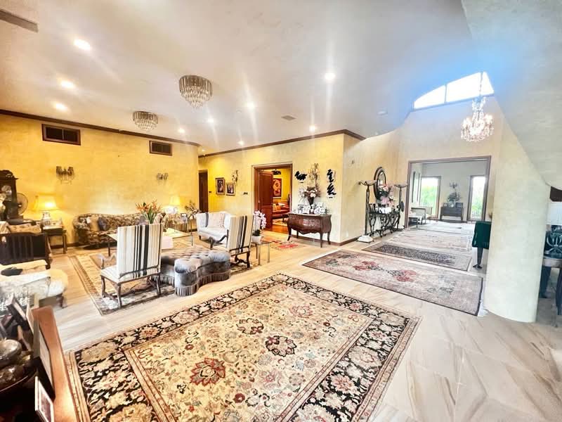 Bungalow House untuk Dijual di Tropicana (Petaling Jaya) - Azizol . - Living Room - PropertyGuru.com.my
