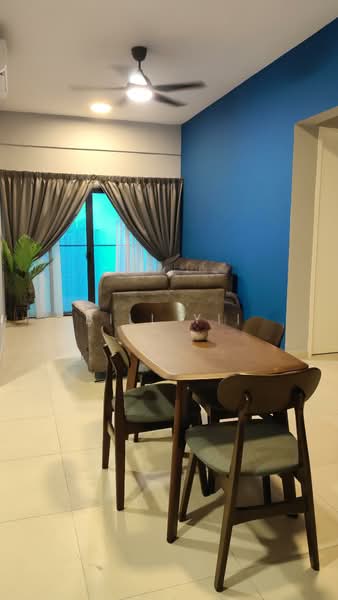 Kediaman Servis untuk Dijual di Reizz Residence - Bill Yii - PropertyGuru.com.my