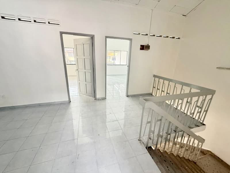 Rumah Teres 2-Tingkat untuk Dijual di Taman Pelangi (Johor Bahru) - Yik Tat - Interior - PropertyGuru.com.my