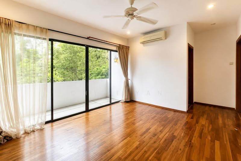 3-storey Terraced House for Rent in Damansara Heights (Kuala Lumpur) - Chloe Yan - Balcony - PropertyGuru.com.my