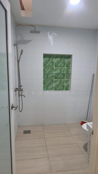 3-storey Terraced House for Rent in SS2 (Petaling Jaya) - Isaac Tee - Bathroom - PropertyGuru.com.my