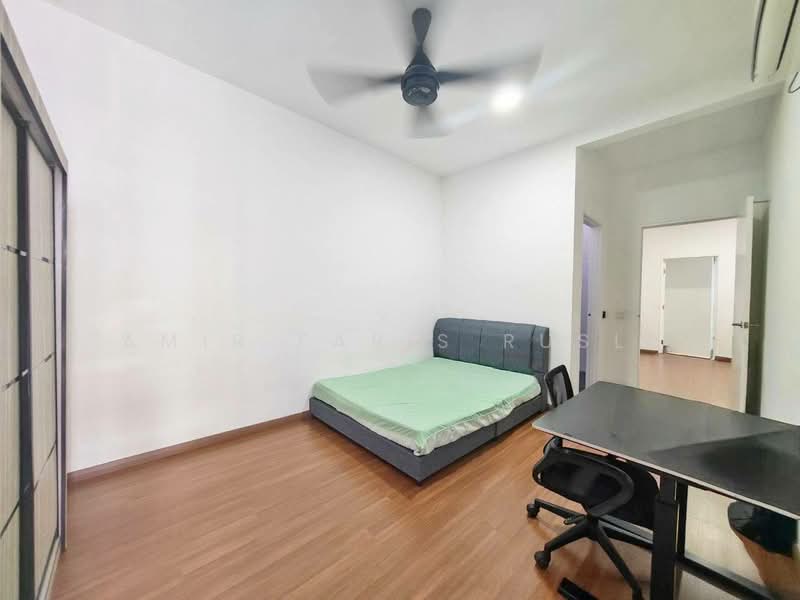 Cluster House for Sale in Bukit Indah (Iskandar Puteri (Nusajaya)) - Amir Faris Rusli - Bedroom - PropertyGuru.com.my