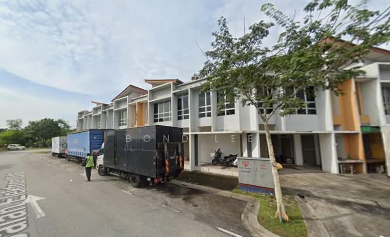 Shop for Rent in Denai Alam (Shah Alam) - Bond Lee - Exterior - PropertyGuru.com.my