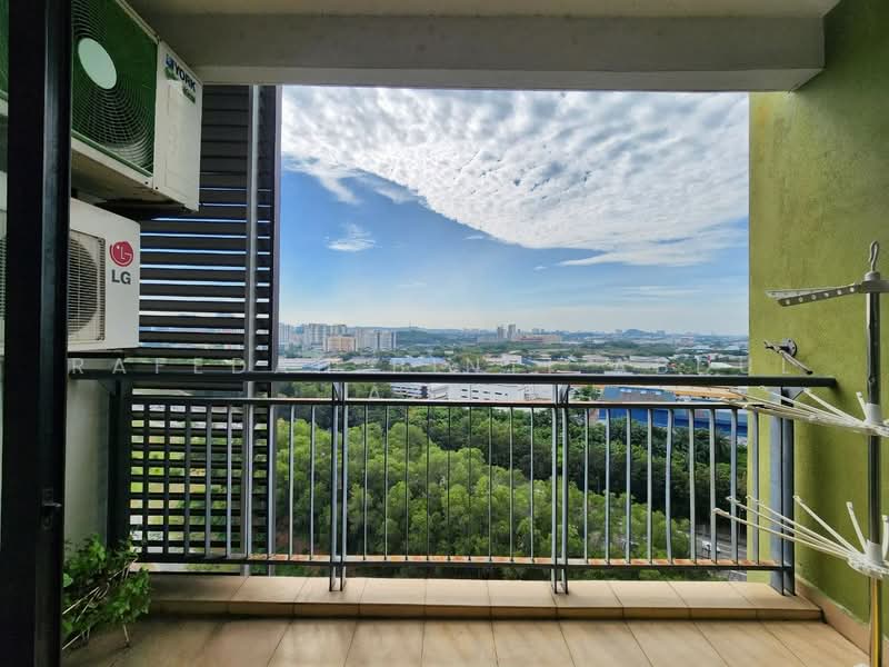 Kediaman Servis untuk Dijual di Residensi Alami - Rafedah Binti Abdul Aziz - Balcony - PropertyGuru.com.my