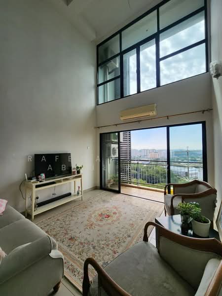 Kediaman Servis untuk Dijual di Residensi Alami - Rafedah Binti Abdul Aziz - Living Room - PropertyGuru.com.my