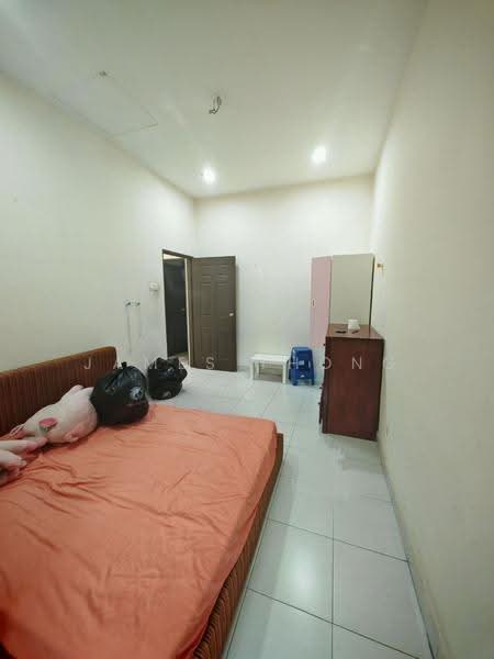 Rumah Teres 3-Tingkat untuk Dijual di Taman Seri Bukit Segambut (Batu) - James Thong - PropertyGuru.com.my
