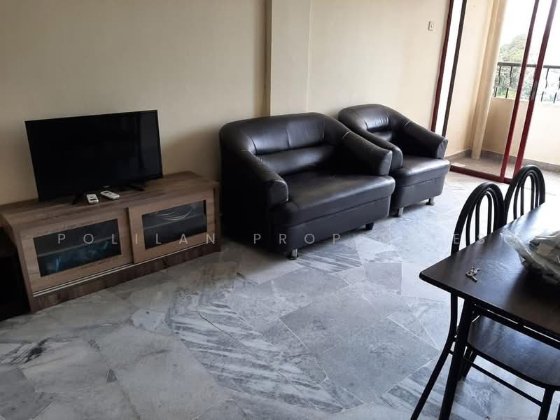 Pangsapuri untuk Dijual di Palm Court Apartment - Polilan Properties - Living Room - PropertyGuru.com.my