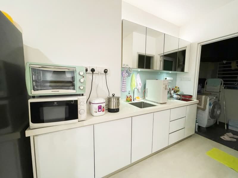 Kediaman Servis untuk Disewa di Straits Garden Suite - Jerry Tan - Kitchen - PropertyGuru.com.my