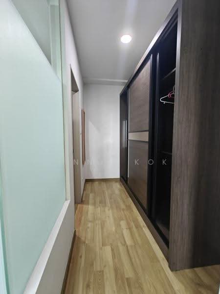 Condominium for Rent at The Peak Vista - Junnie Kok - Corridor - PropertyGuru.com.my