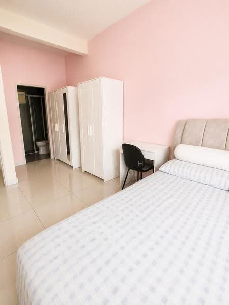 Kediaman Servis untuk Disewa di Savanna Executive Suite @ Southville City - Chong Hui Ying - Bedroom - PropertyGuru.com.my