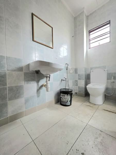2-storey Terraced House for Sale in Bukit Jelutong (Shah Alam) - Mohd Nazri Roslan - PropertyGuru.com.my