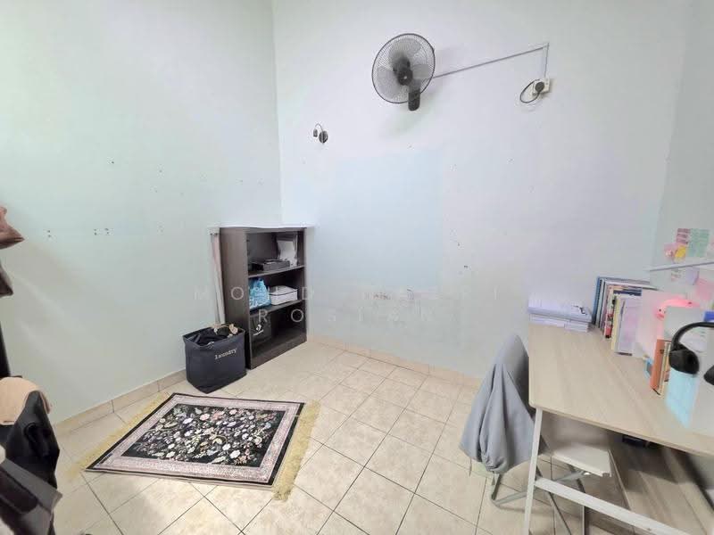 2-storey Terraced House for Sale in Bukit Jelutong (Shah Alam) - Mohd Nazri Roslan - PropertyGuru.com.my