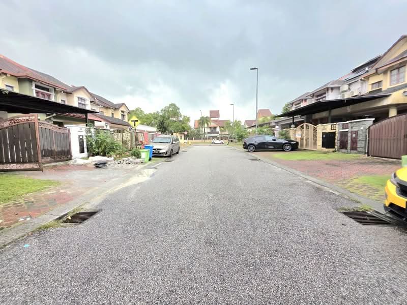 2-storey Terraced House for Sale in Bukit Jelutong (Shah Alam) - Mohd Nazri Roslan - PropertyGuru.com.my