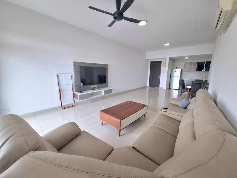 Kediaman Servis untuk Disewa di D'Secret Garden (Pangsapuri Kempas Indah) - Puyol Chin - Living Room - PropertyGuru.com.my