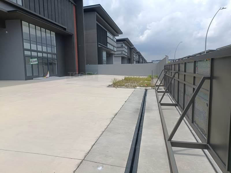 Kilang untuk Disewa di Sungai Buloh (Selangor) - Eric Yap - Exterior - PropertyGuru.com.my